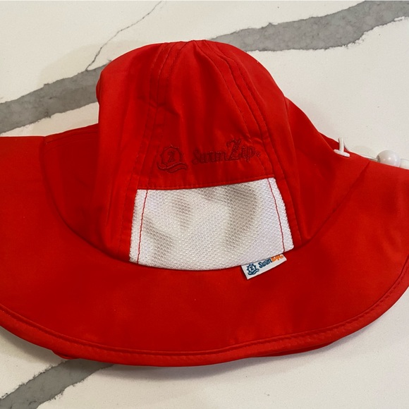 Kids Wide Brim Sun Hat "Fun Sun Day Play Hat" - Red - Picture 3 of 4